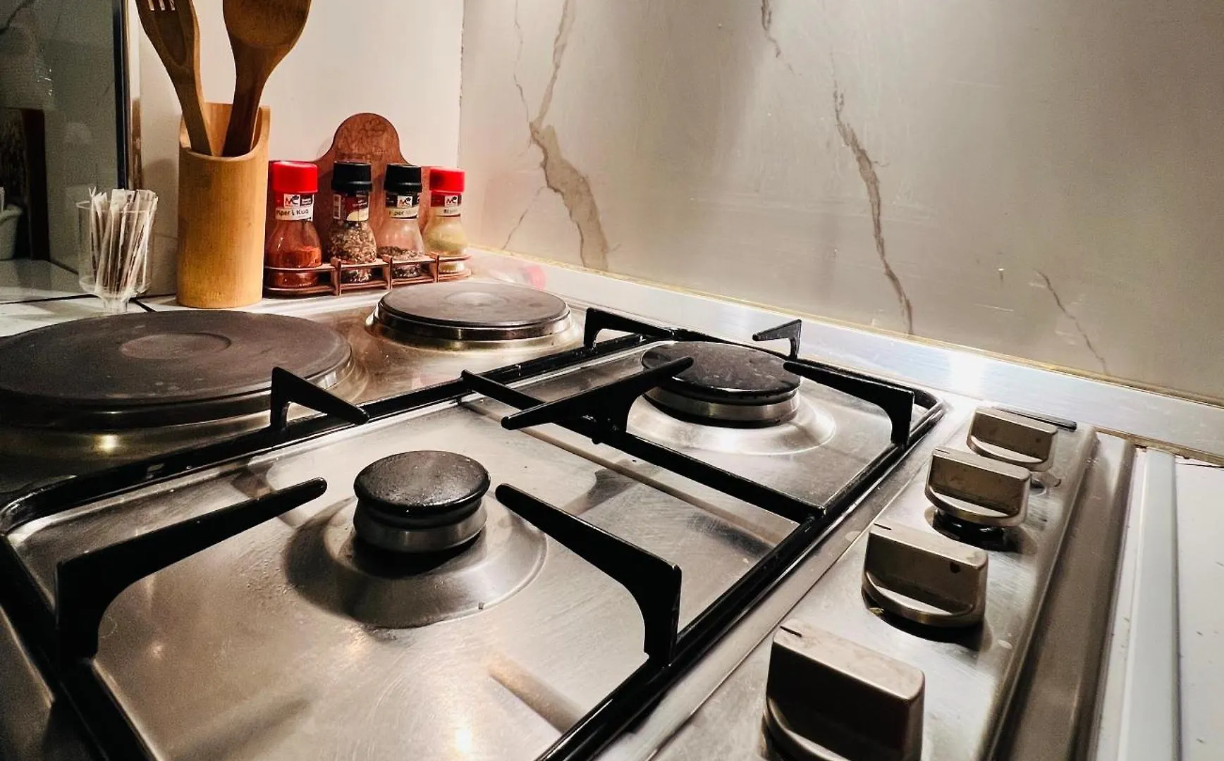 Nerths Apartment Тирана 0*,  Албания